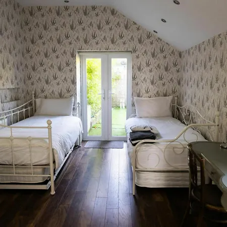 Prázdninový dům Views Elegant & Modernised 5bd Period *