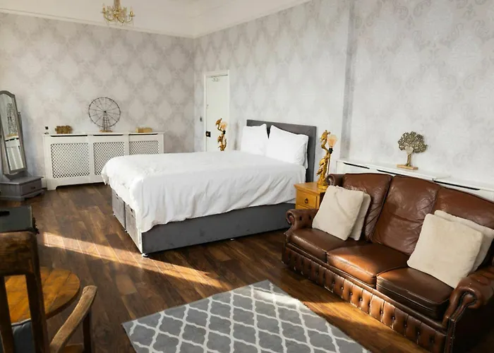 Views Elegant & Modernised 5bd Period ウォーターフォード