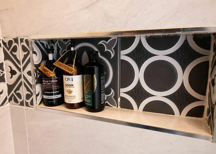 Views Elegant & Modernised 5bd Period Waterford